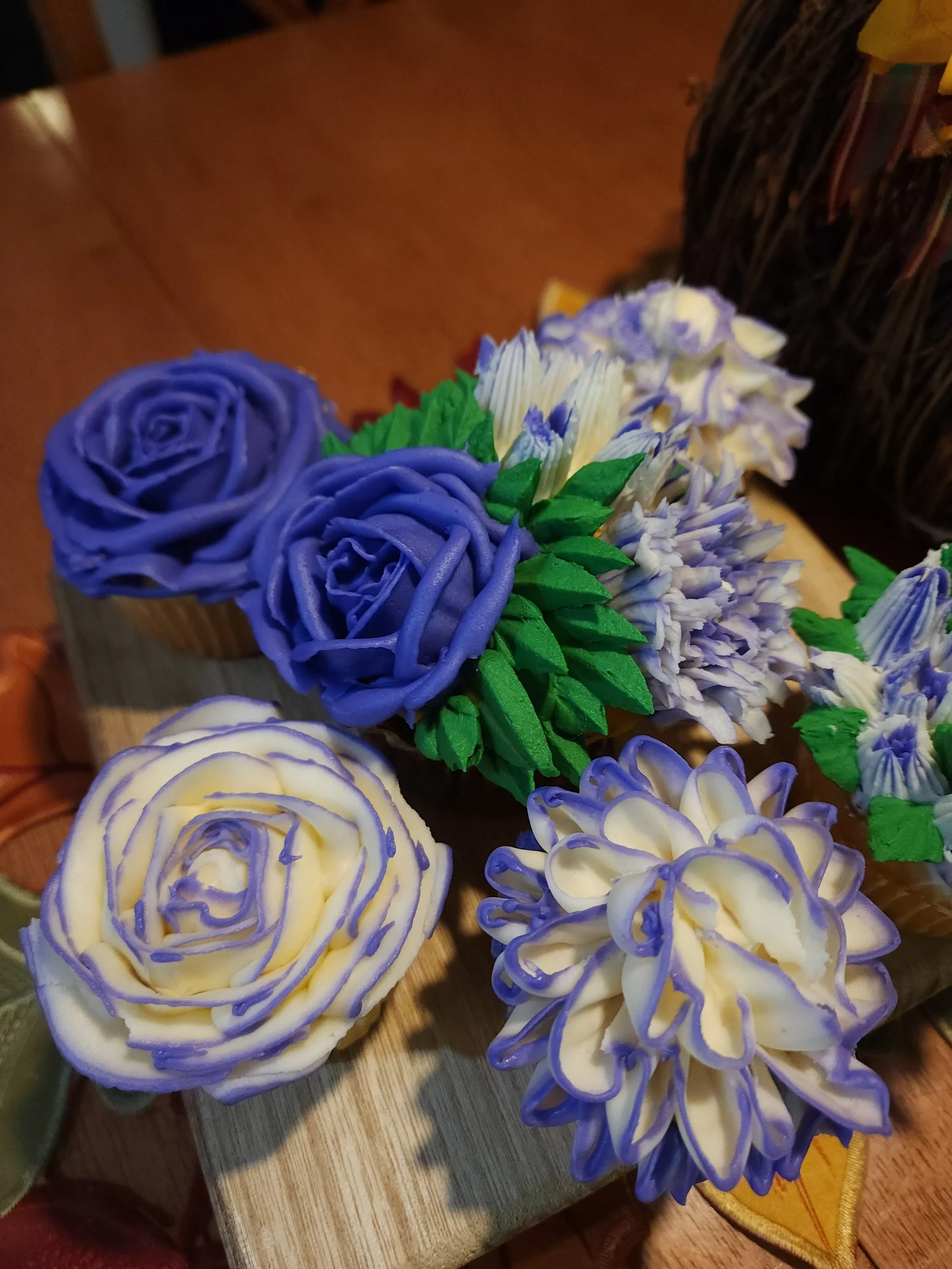 Seasonal decorated treats